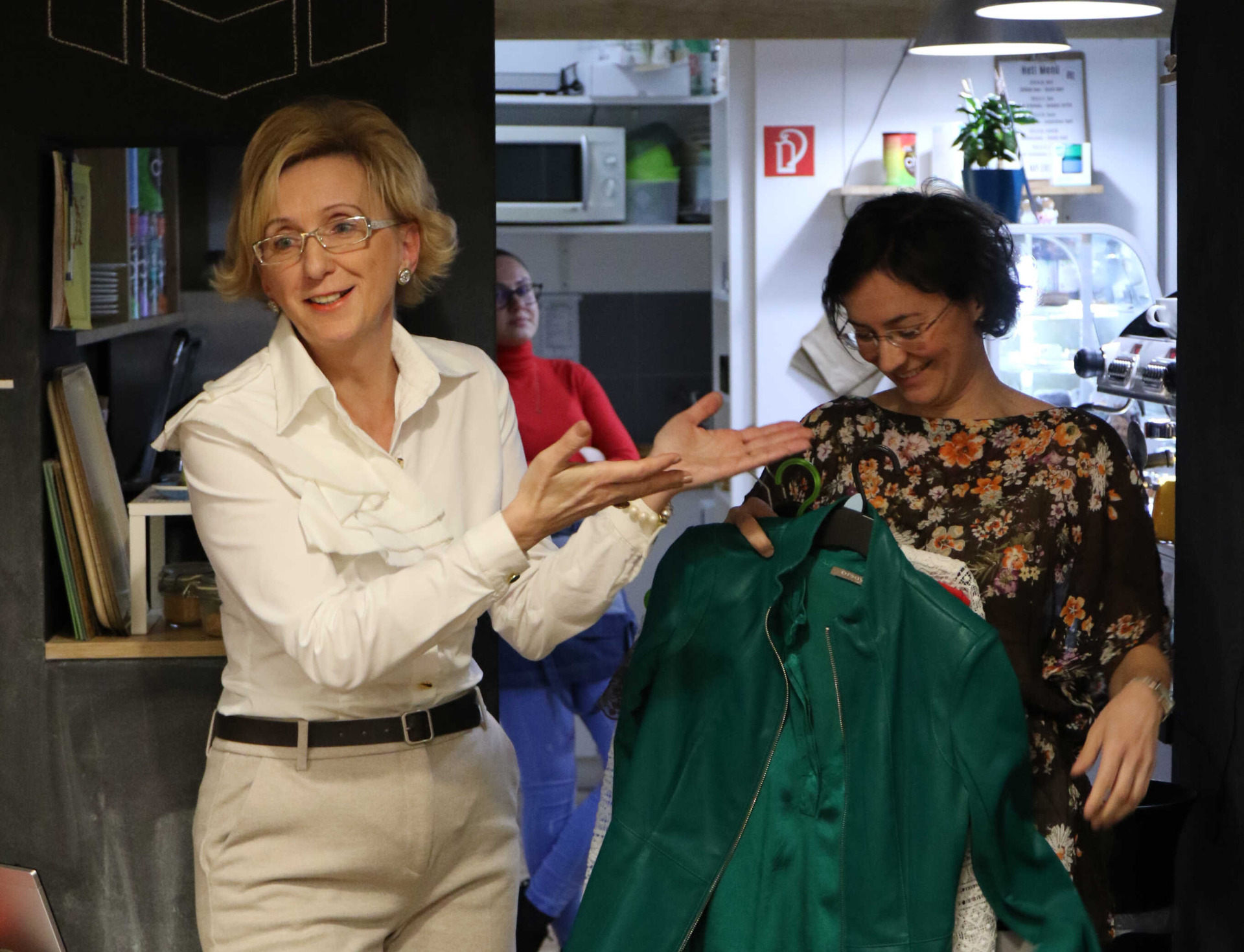 Nem csak elmondom — meg is mutatom, mi működik rajtad